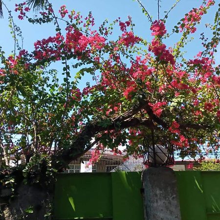 Casa Joaquin Bnb Taguig Extérieur photo