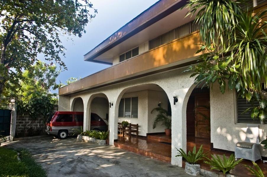 Casa Joaquin Bnb Taguig Extérieur photo